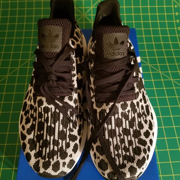 🆕NEW~ADIDAS Swift Runner in Leopard~9 - Picture 5 of 12